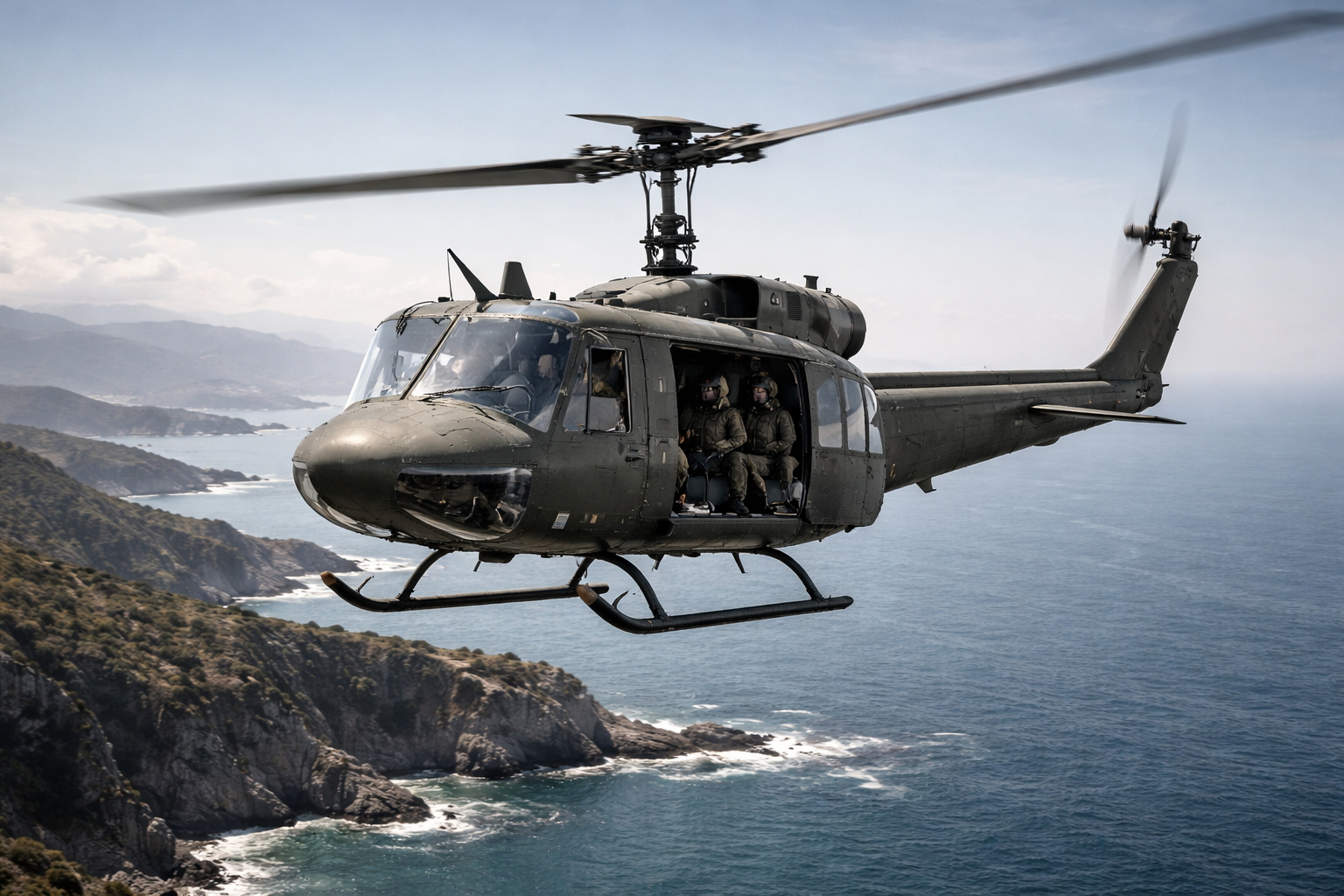 UH-1H en vol côtier